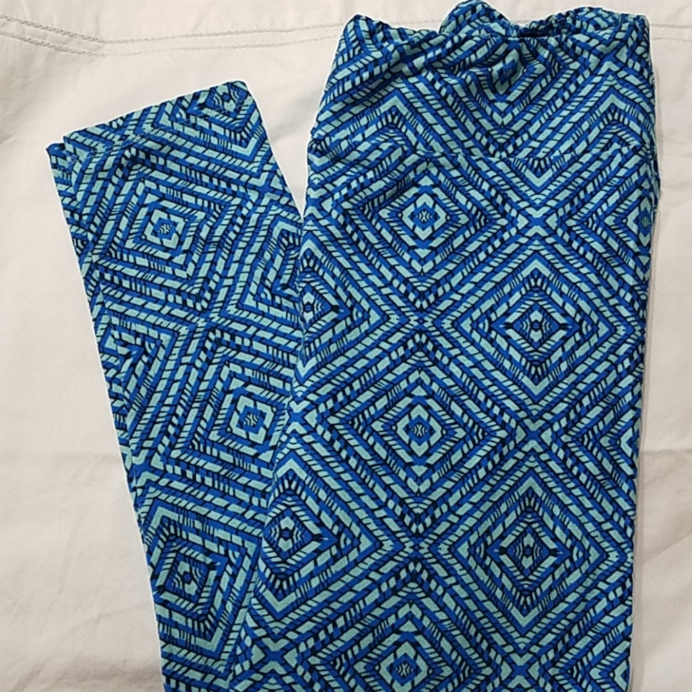 Lularoe Tall & Curvy Blue leggings